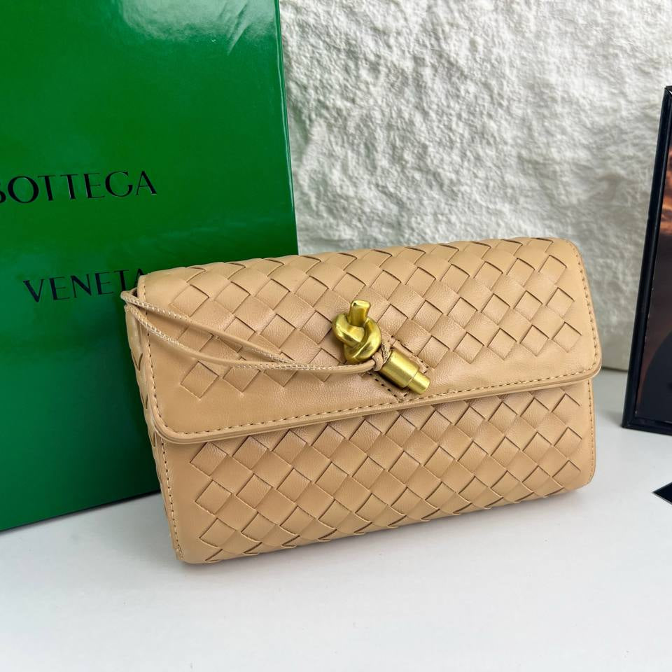 bottega veneta