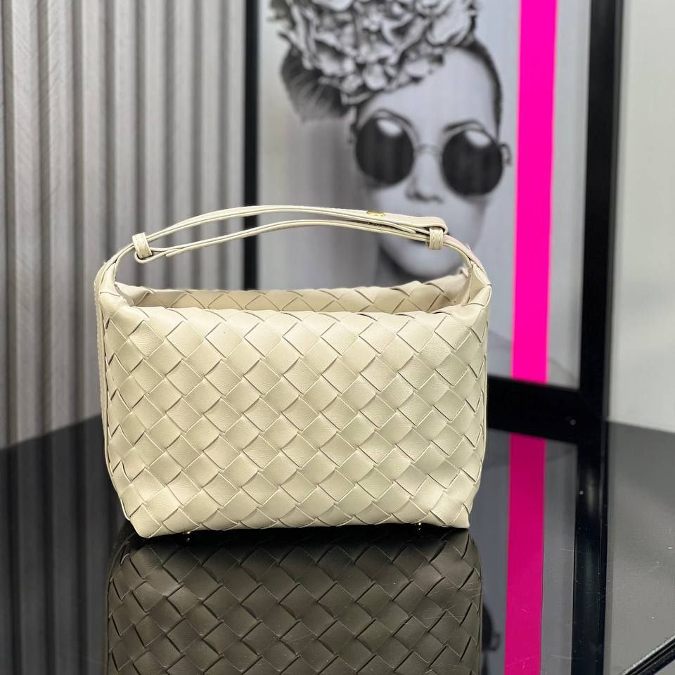 Bottega veneta