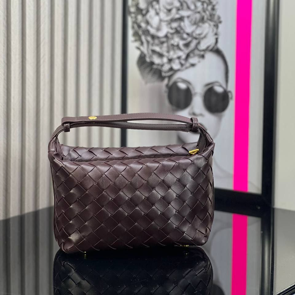 Bottega veneta