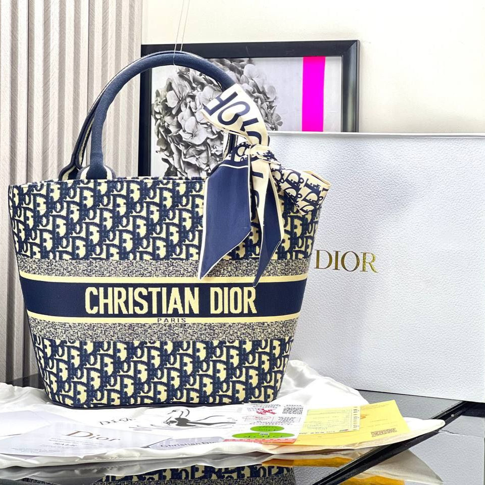 Christian Dior
