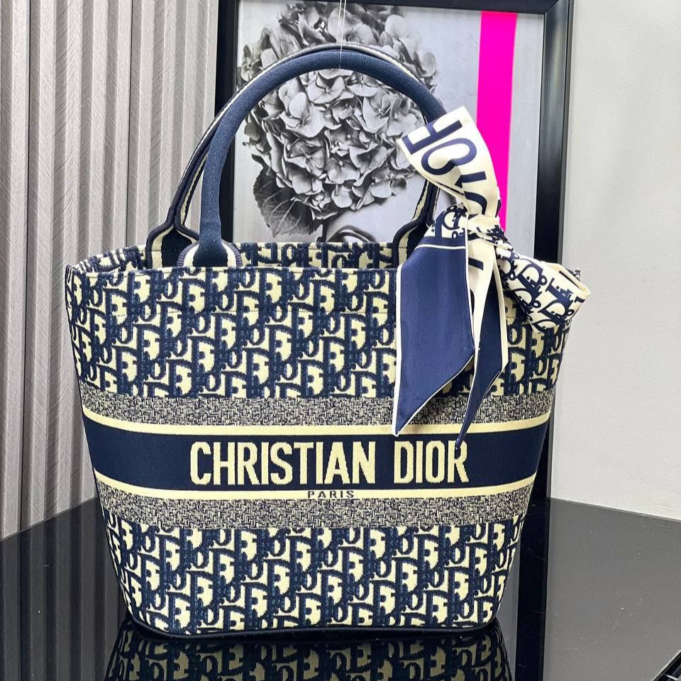 Christian Dior