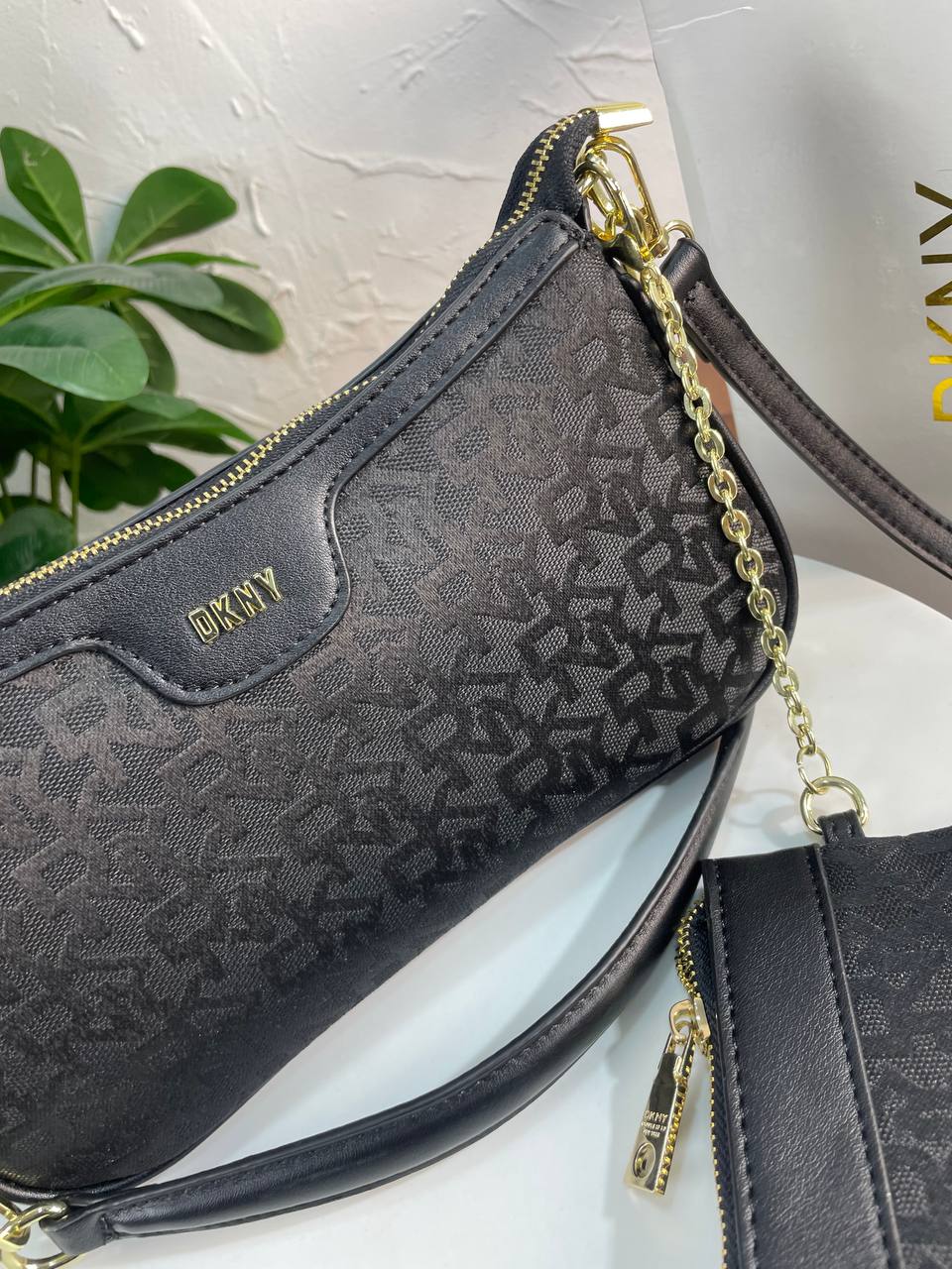 DKNY