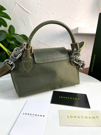 Longchamp
