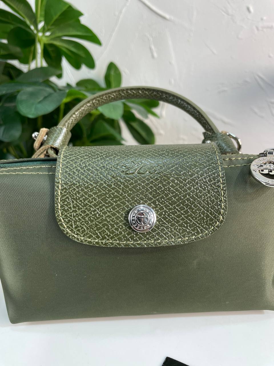 Longchamp